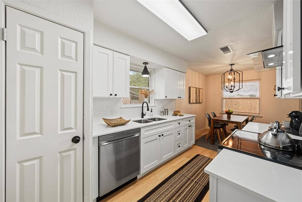 6245 Stardust Drive S, Watauga, TX 76148 6245 Stardust Drive S, Watauga, TX 76148
