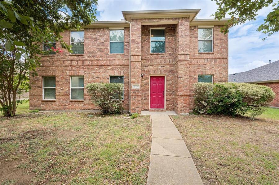 Property photo for 614 Hearthstone Drive, Lancaster, TX