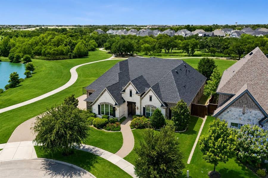 Property photo for 4550 Honeyvine Lane, Prosper, TX