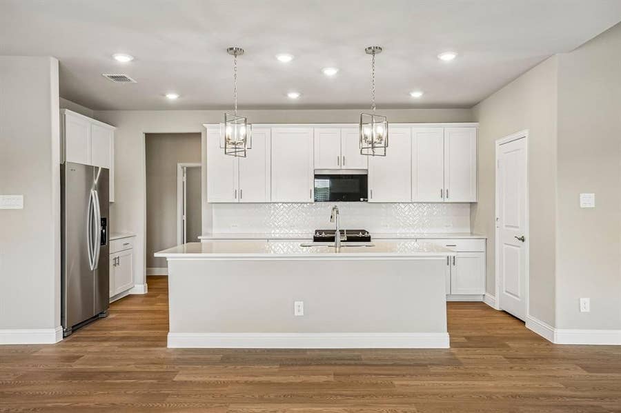 Property photo for 3512 Bastrop Drive, Farmersville, TX