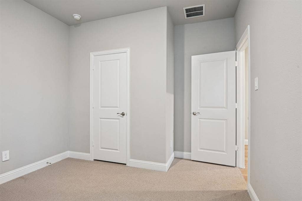 Photo is not of the actual home, but is an inspirational photo of builder’s model home and may depict options, furnishings, and/or decorator features that are not included.