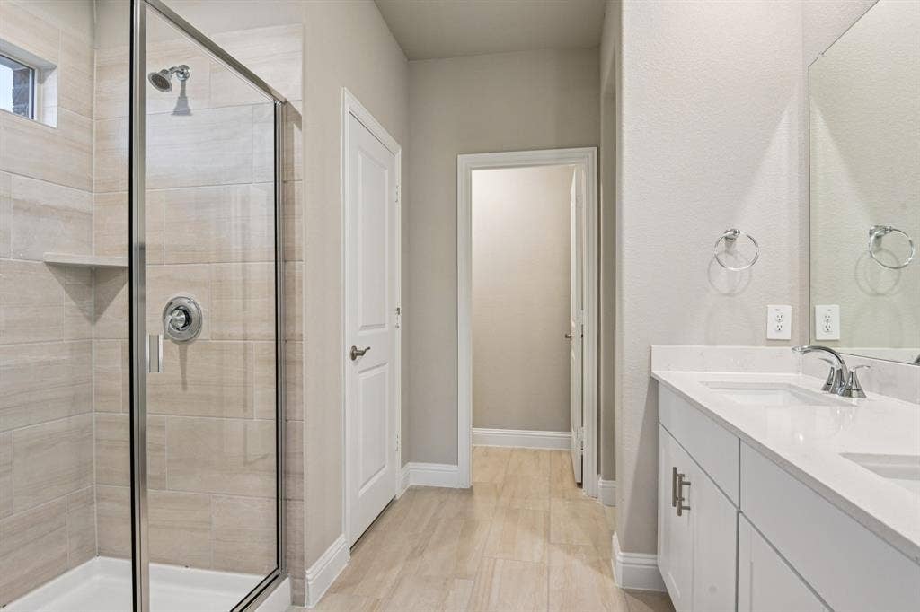 Photo is not of the actual home, but is an inspirational photo of builder’s model home and may depict options, furnishings, and/or decorator features that are not included.