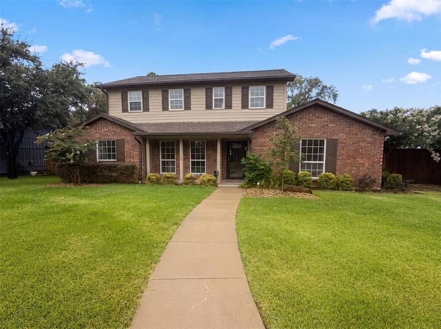 Property photo for 3308 Brookhaven Club Drive, Farmers Branch, TX