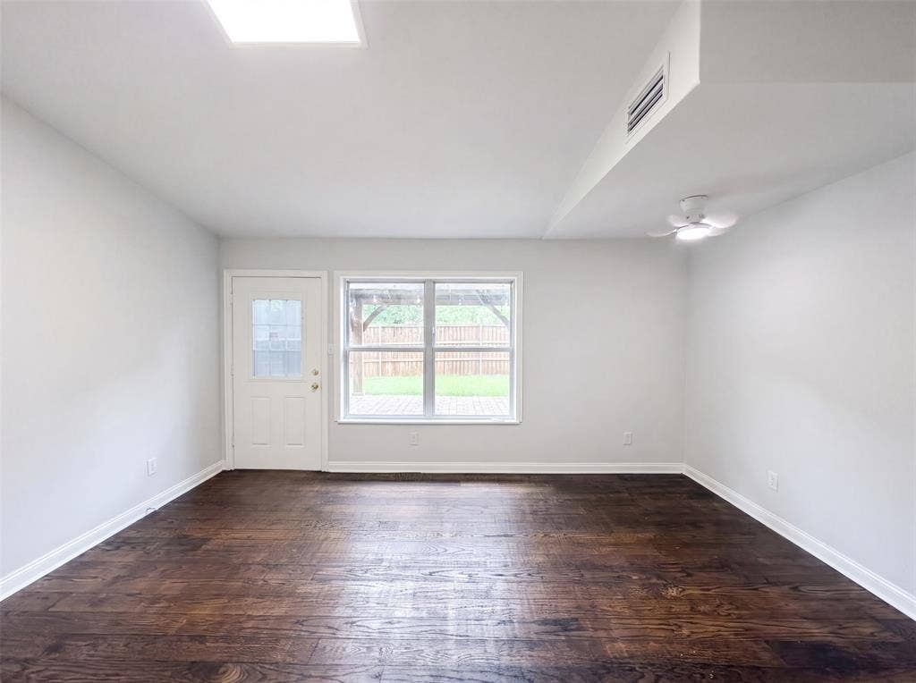 3308 Brookhaven Club Drive, Farmers Branch, TX 75234