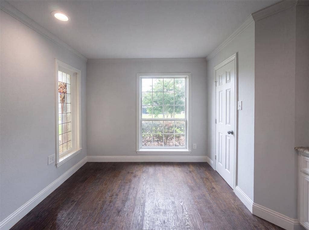 3308 Brookhaven Club Drive, Farmers Branch, TX 75234