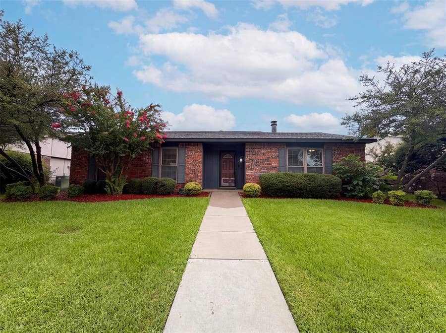 Property photo for 530 Shadowcrest Lane, Coppell, TX