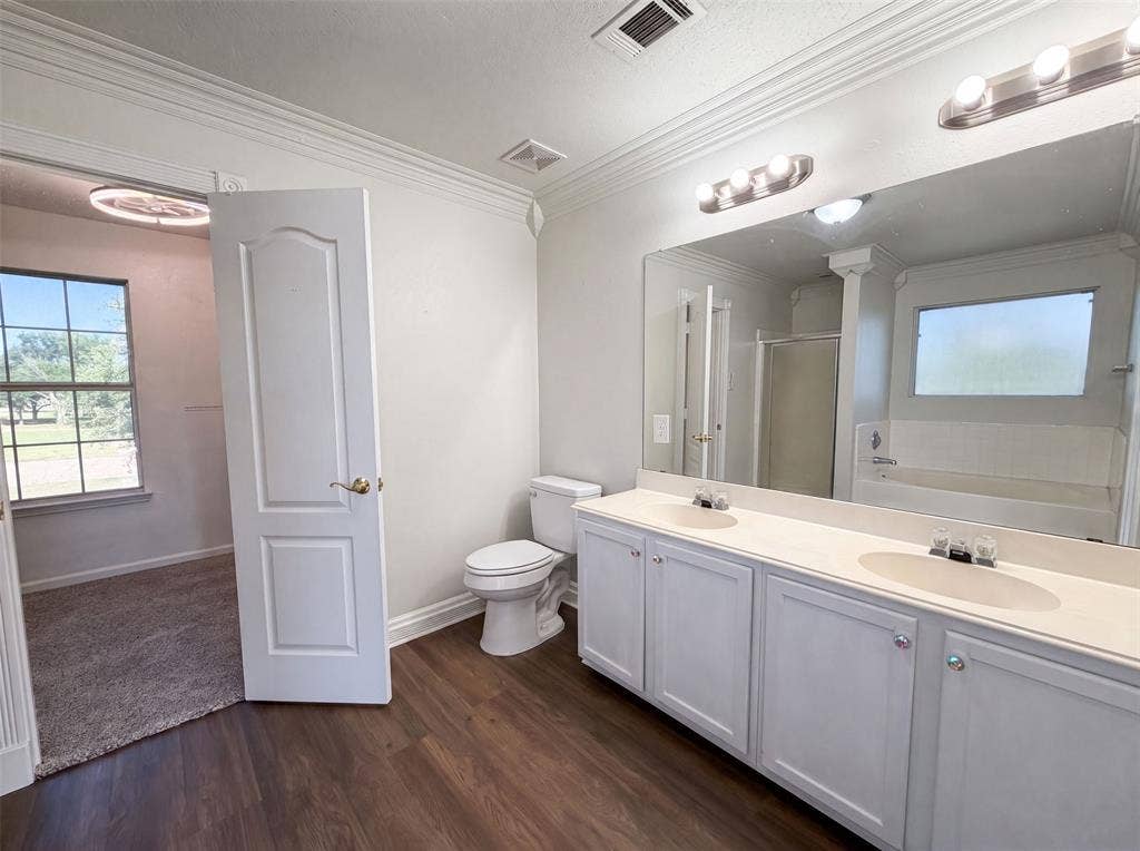 3940 Victory Court, Midlothian, TX 76065 3940 Victory Court, Midlothian, TX 76065
