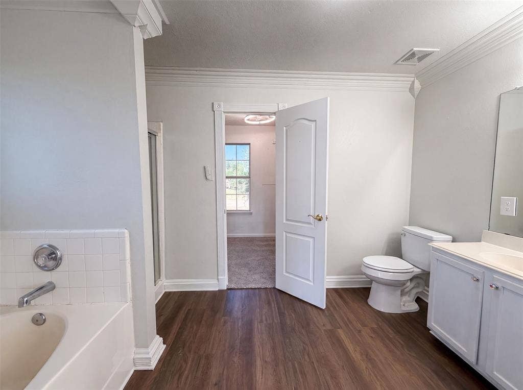 3940 Victory Court, Midlothian, TX 76065 3940 Victory Court, Midlothian, TX 76065