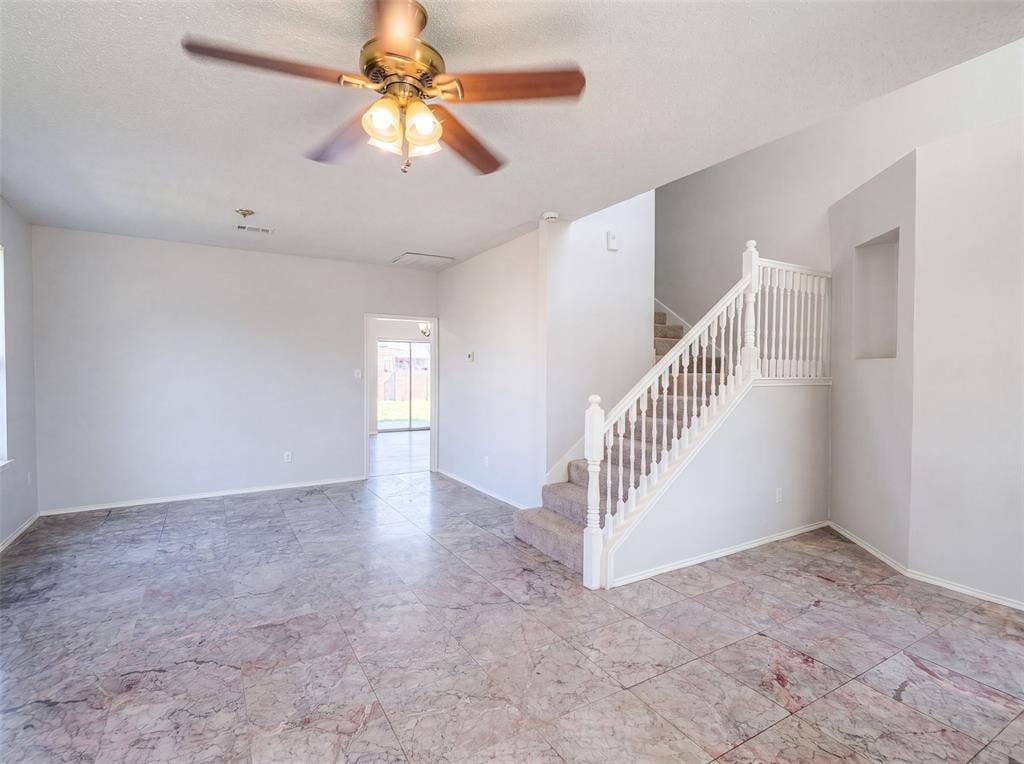 861 Pimernel Lane, Plano, TX 75075 861 Pimernel Lane, Plano, TX 75075