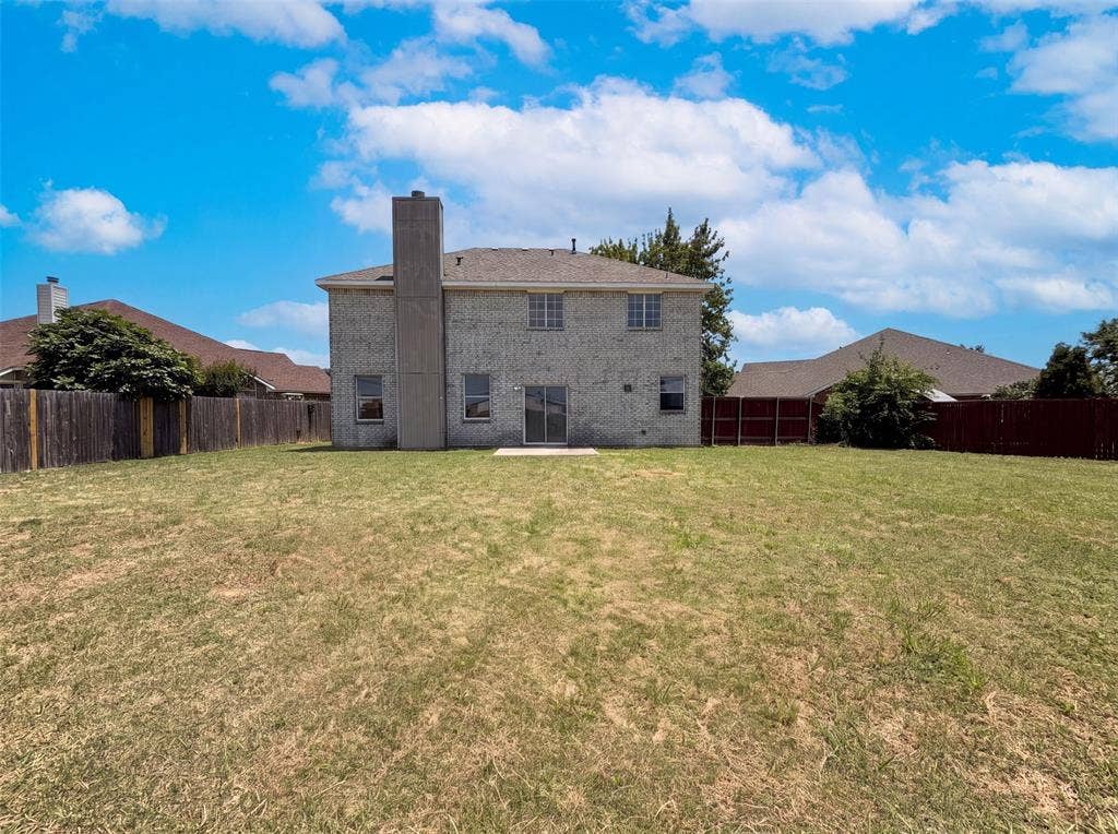 861 Pimernel Lane, Plano, TX 75075 861 Pimernel Lane, Plano, TX 75075