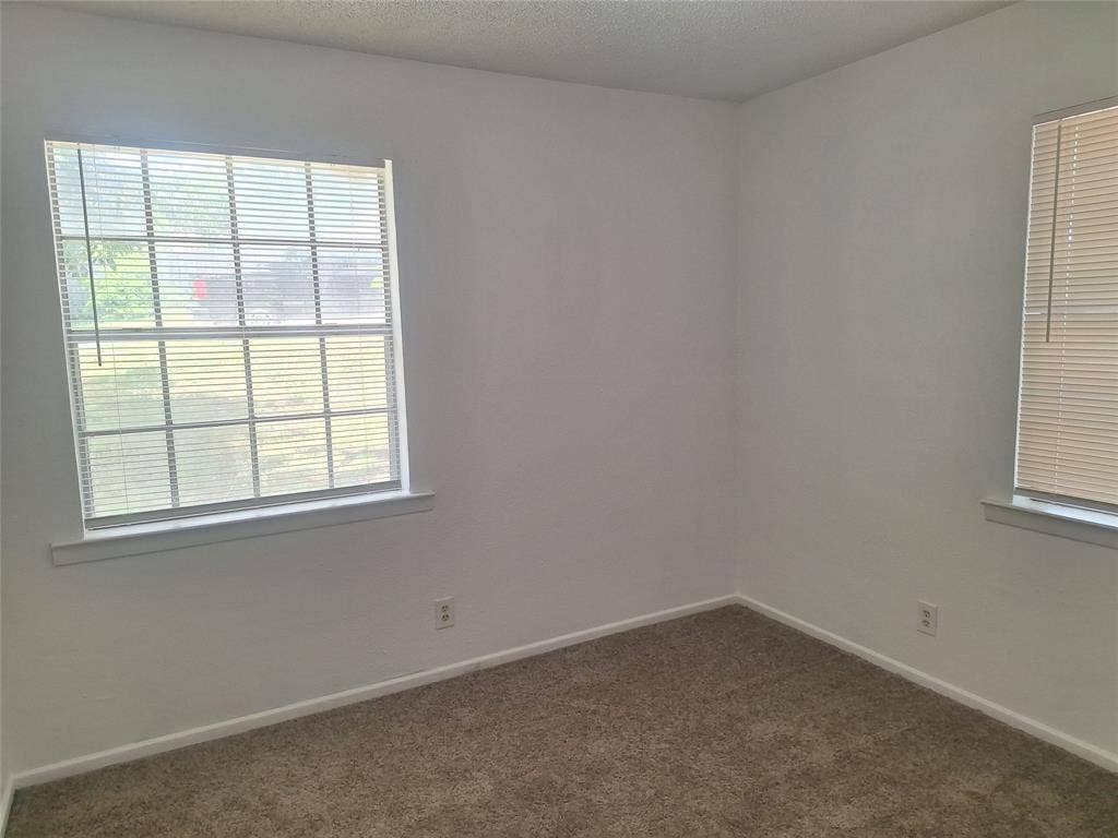 6005 Barry Drive, Watauga, TX 76148 6005 Barry Drive, Watauga, TX 76148