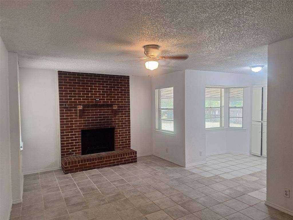 6005 Barry Drive, Watauga, TX 76148 6005 Barry Drive, Watauga, TX 76148