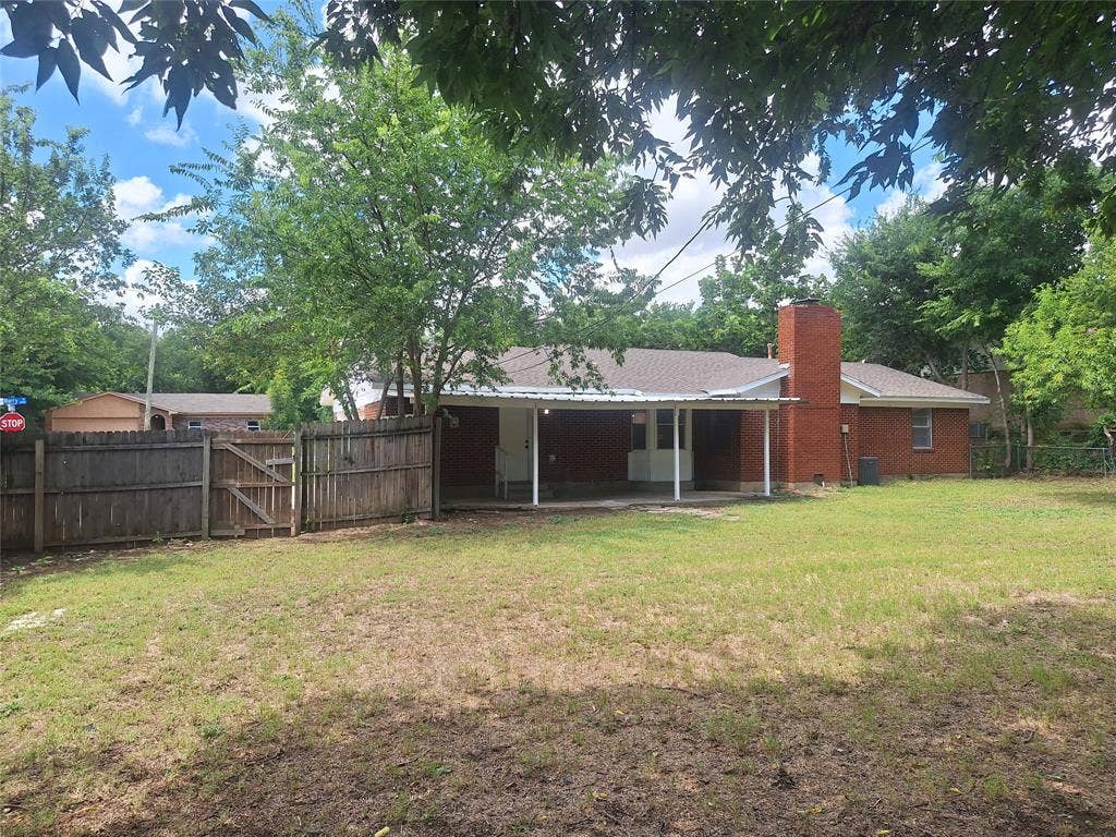 6005 Barry Drive, Watauga, TX 76148 6005 Barry Drive, Watauga, TX 76148