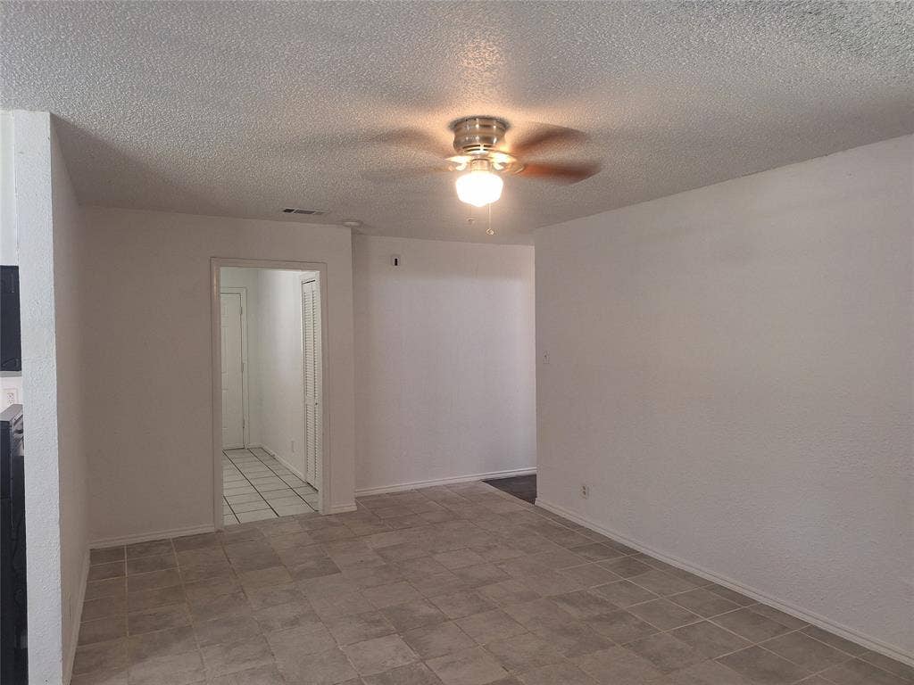 6005 Barry Drive, Watauga, TX 76148 6005 Barry Drive, Watauga, TX 76148