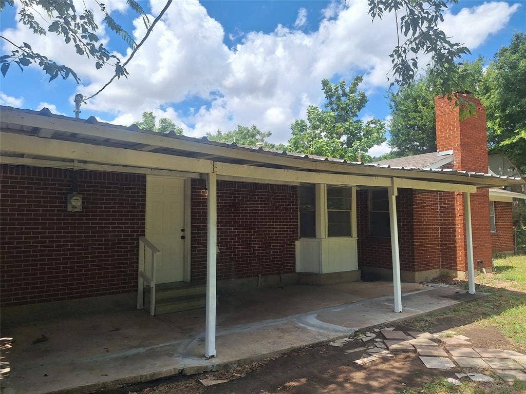 6005 Barry Drive, Watauga, TX 76148 6005 Barry Drive, Watauga, TX 76148