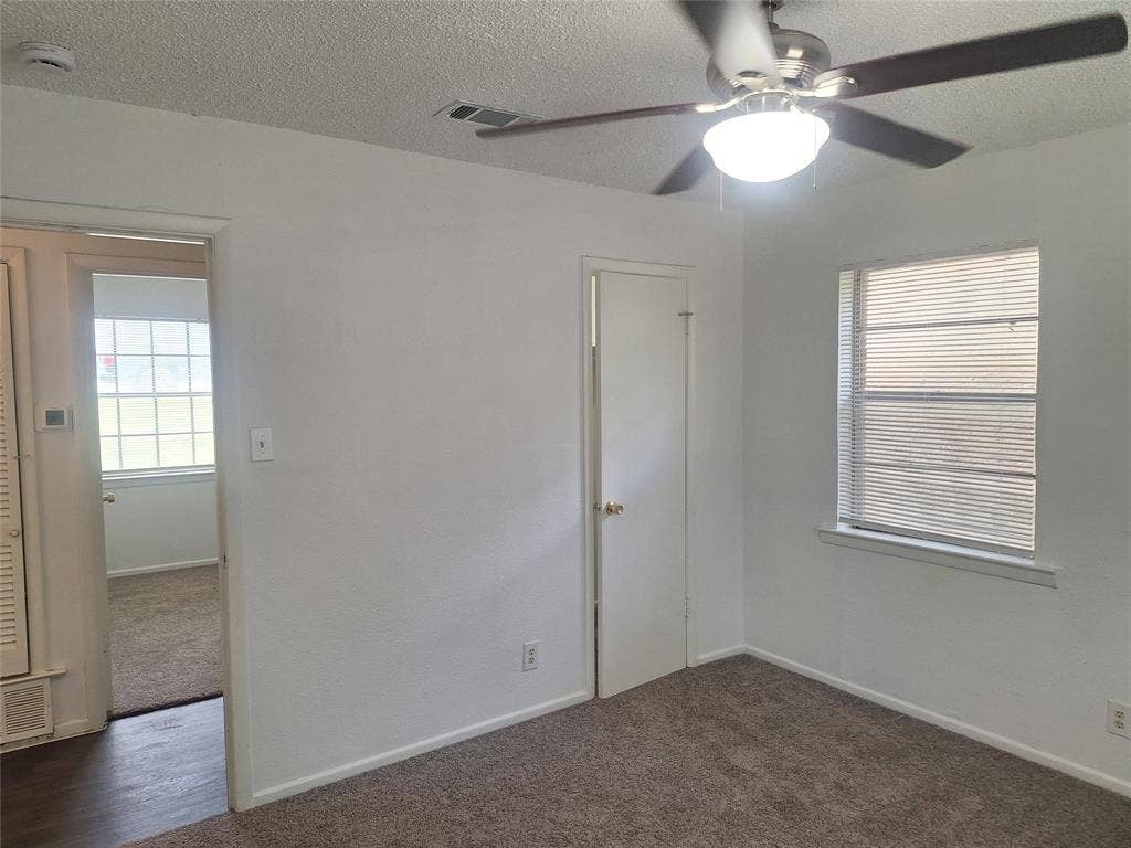 6005 Barry Drive, Watauga, TX 76148 6005 Barry Drive, Watauga, TX 76148