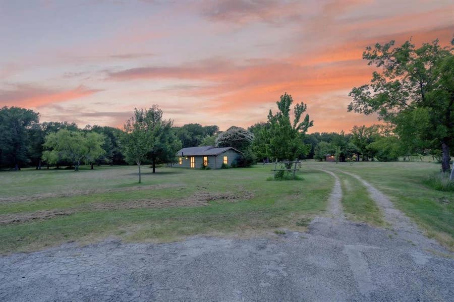 Property photo for 3871 Post Oak Boulevard, Caddo Mills, TX