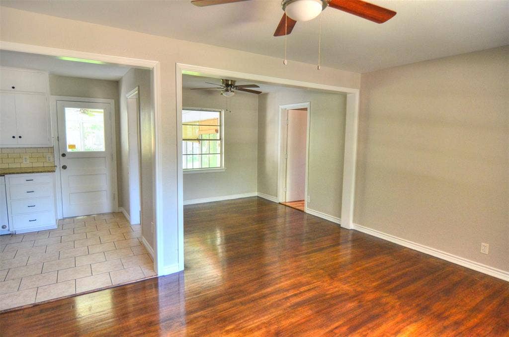 11015 Visalia Drive, Dallas, TX 75228 11015 Visalia Drive, Dallas, TX 75228