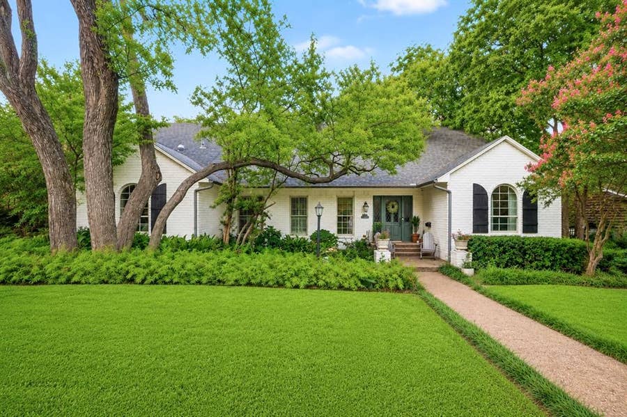 Property photo for 10148 Dentport Drive, Dallas, TX