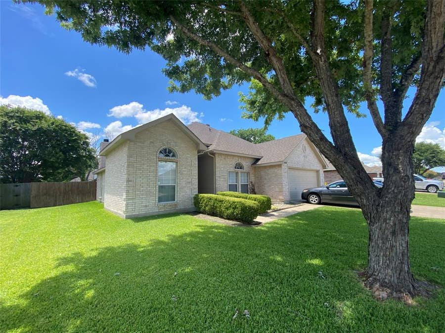 Property photo for 8410 Holland Avenue, Rowlett, TX