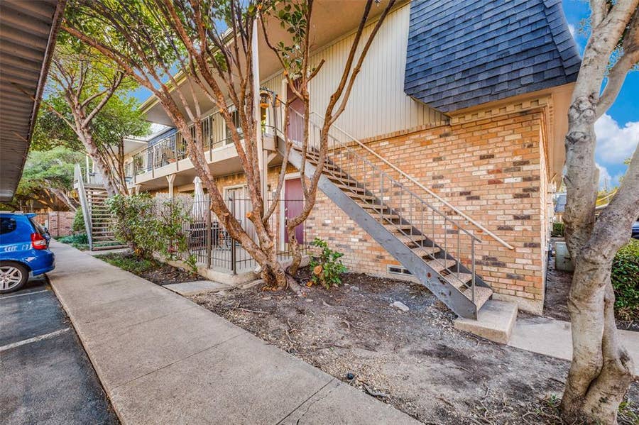 Property photo for 5325 Fleetwood Oaks Avenue, #253, Dallas, TX