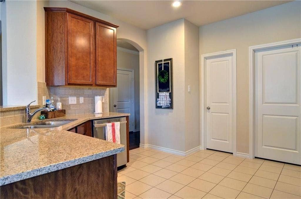 4805 Bryce Avenue, Fort Worth, TX 76107