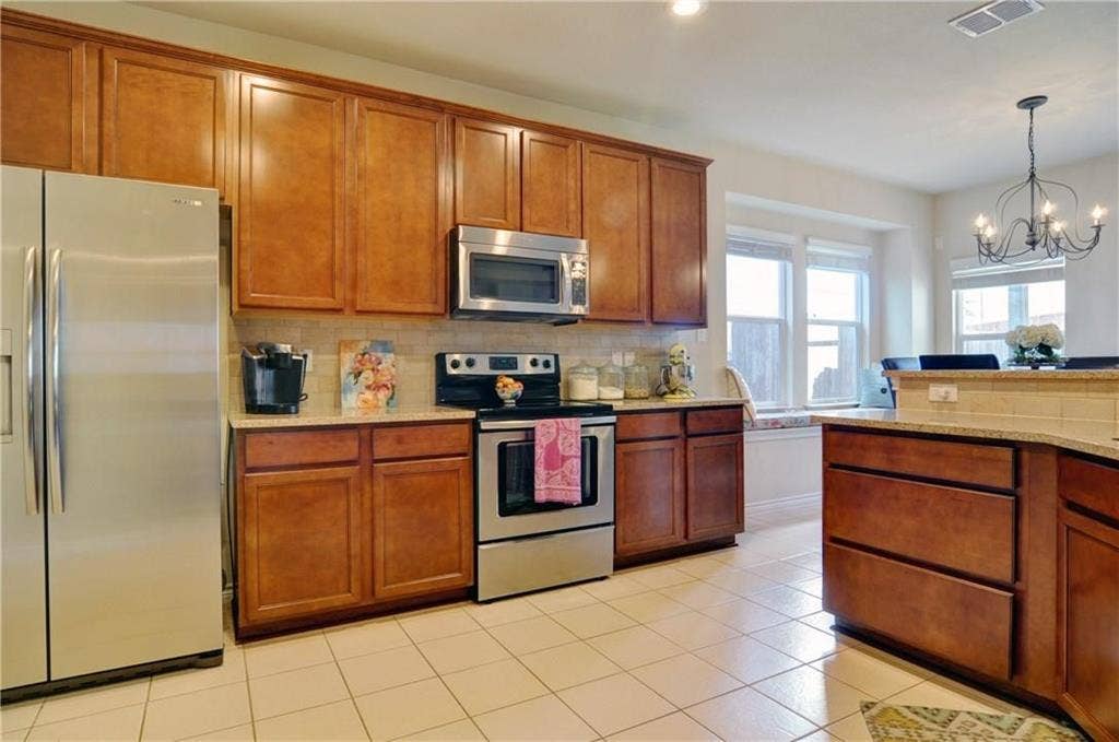 4805 Bryce Avenue, Fort Worth, TX 76107
