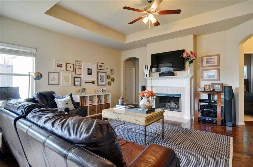 4805 Bryce Avenue, Fort Worth, TX 76107