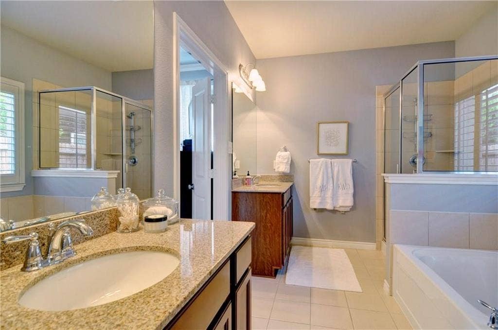 4805 Bryce Avenue, Fort Worth, TX 76107