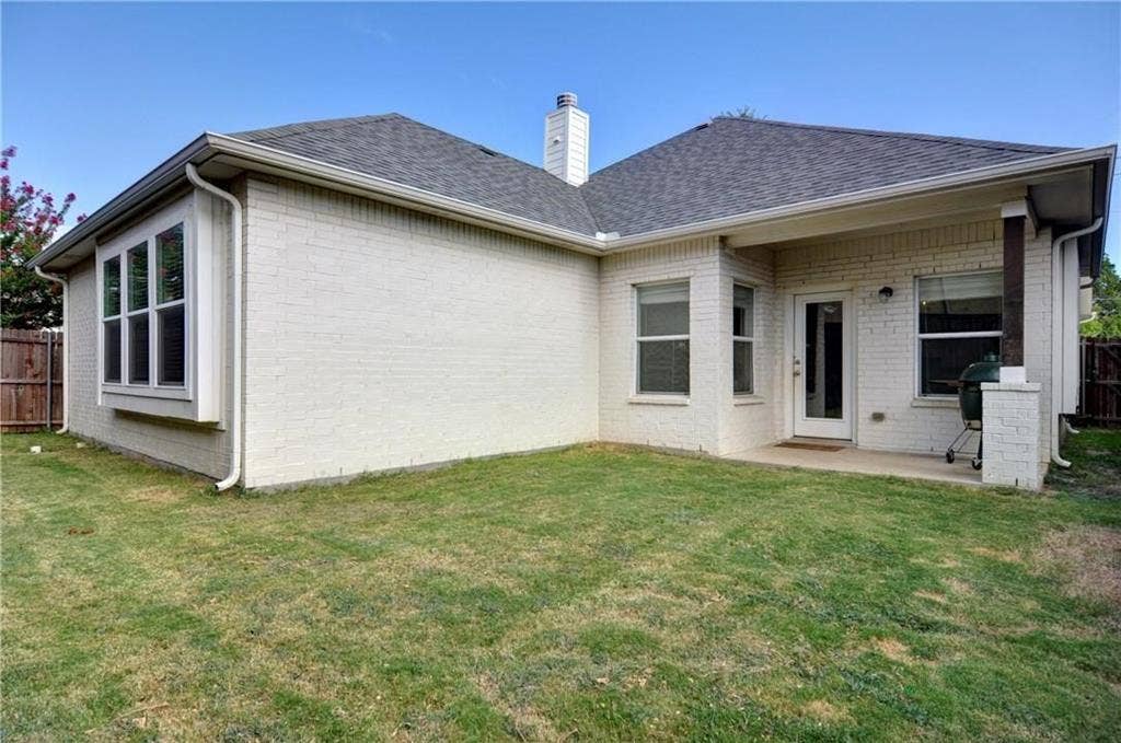 4805 Bryce Avenue, Fort Worth, TX 76107