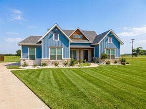 Property photo for 1610 Ryder Lee Lane, Waxahachie, TX