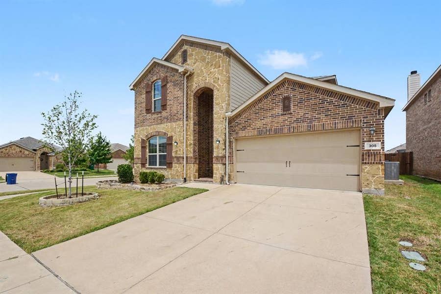 Property photo for 305 Pitt Circle, Fate, TX