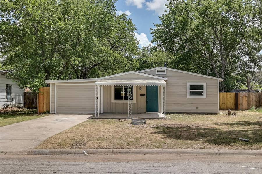 Property photo for 2804 Dogwood Park Drive, Richland Hills, TX