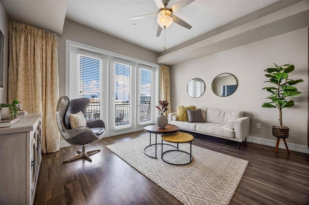 3201 Esperanza Crossing, #316, Austin, TX 78758 Up to 6 Weeks FREE! *on select units