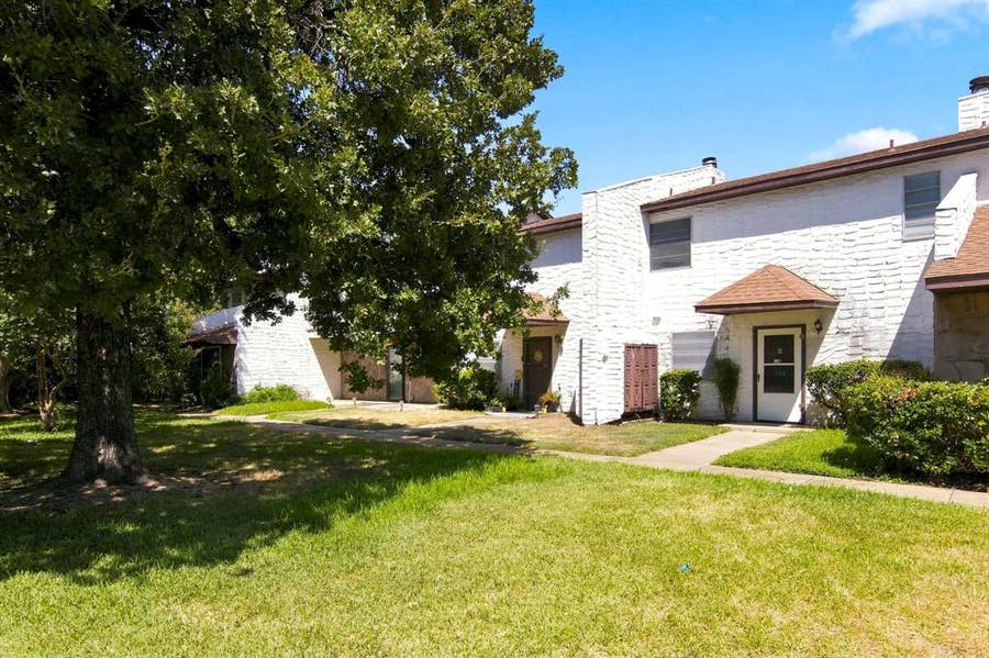 Property photo for 1725 E Grauwyler Road, #138, Irving, TX