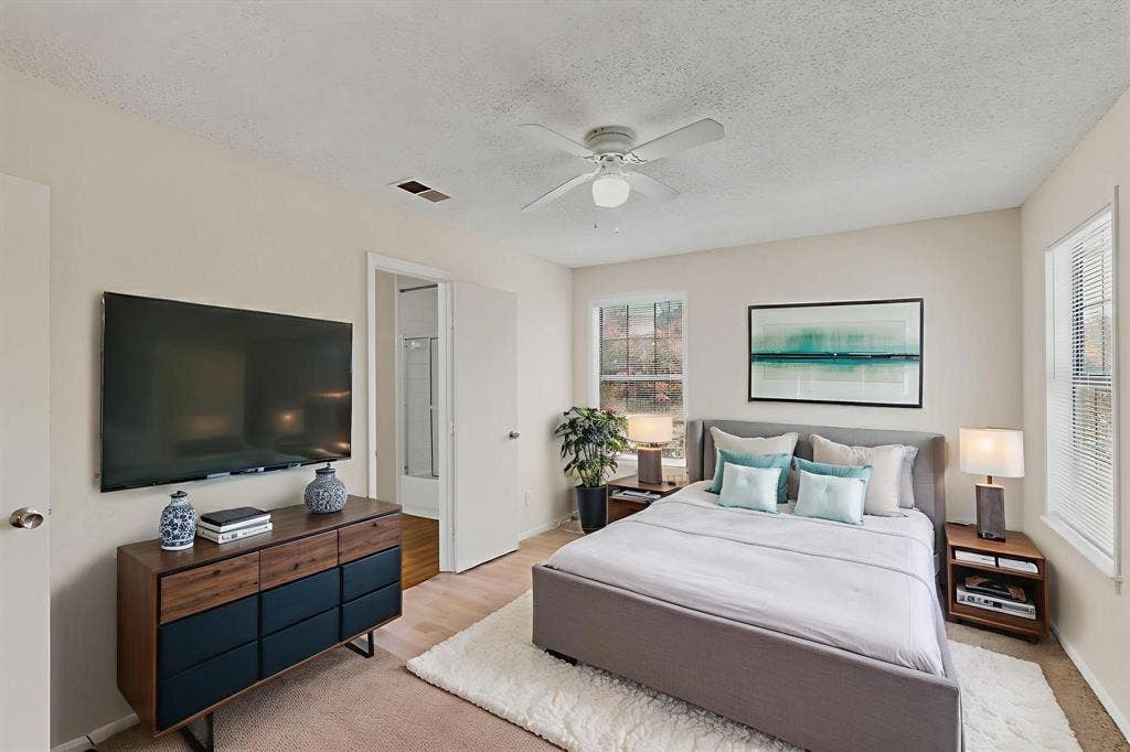 5322 Columbia Avenue, Dallas, TX 75214 Digitally staged photo of bedroom