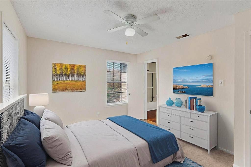 5322 Columbia Avenue, Dallas, TX 75214 Digitally staged photo of bedroom