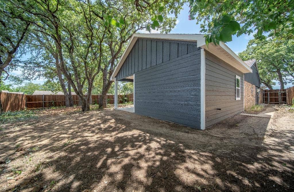 3901 Glengate Drive, Arlington, TX 76016 3901 Glengate Drive, Arlington, TX 76016