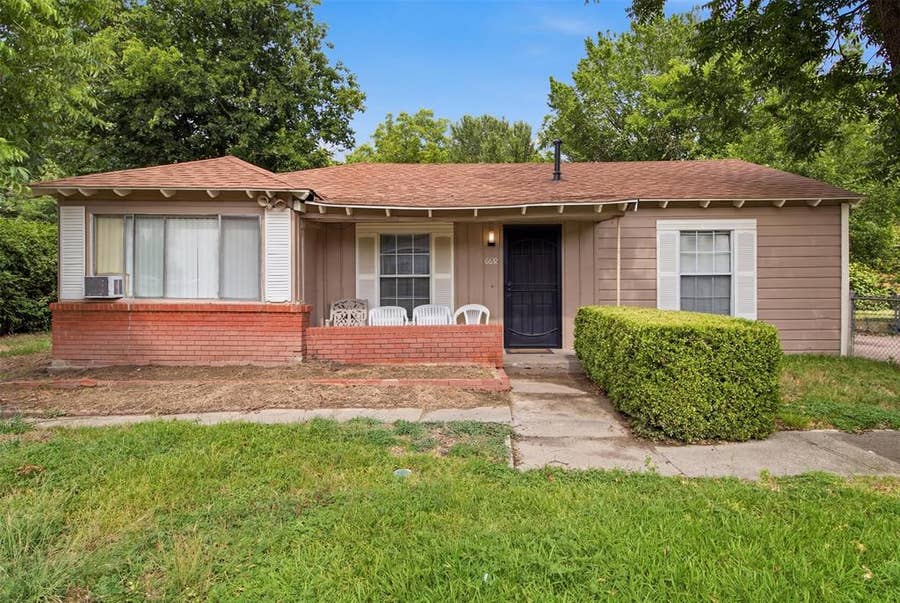 Property photo for 6632 Emhouse Street, Dallas, TX