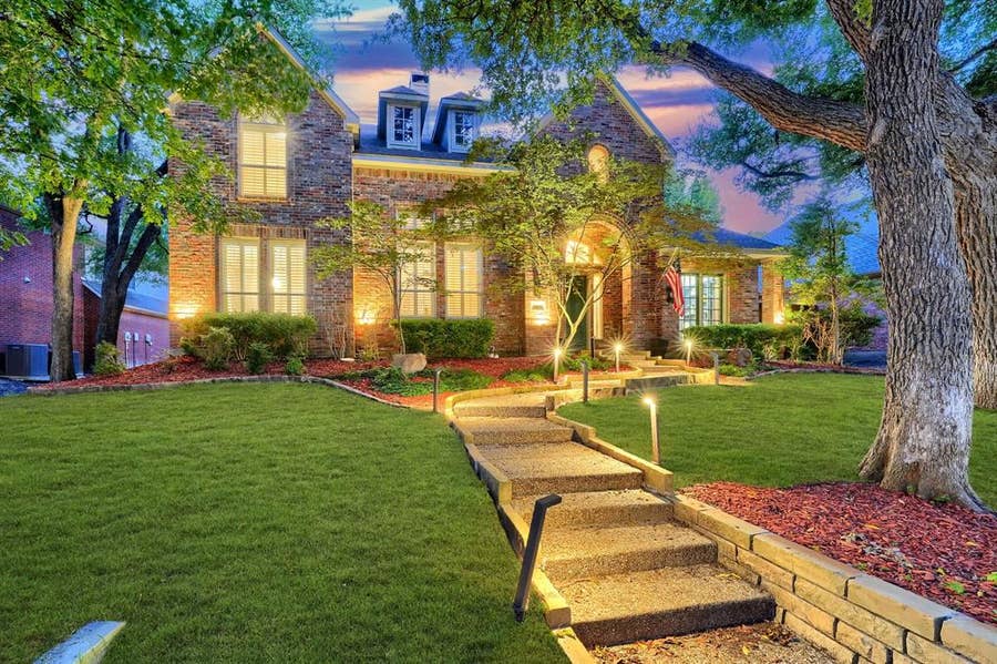 Property photo for 3406 Oakleaf Lane, Richardson, TX