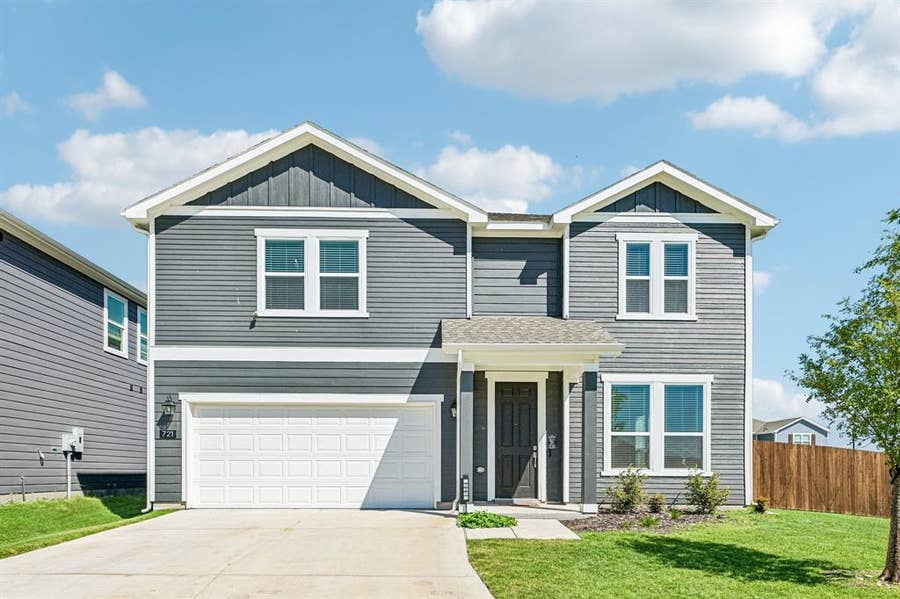 Property photo for 721 Saint Lawrence Drive, Seagoville, TX