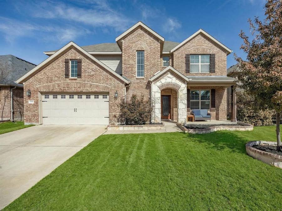 Property photo for 1056 Mesa Crest Drive, Fort Worth, TX
