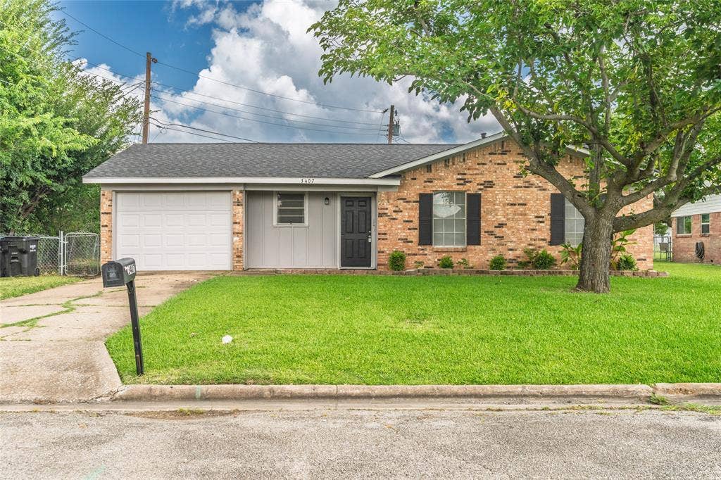 3407 Highmeadow Lane, Greenville, TX 75402 Front house