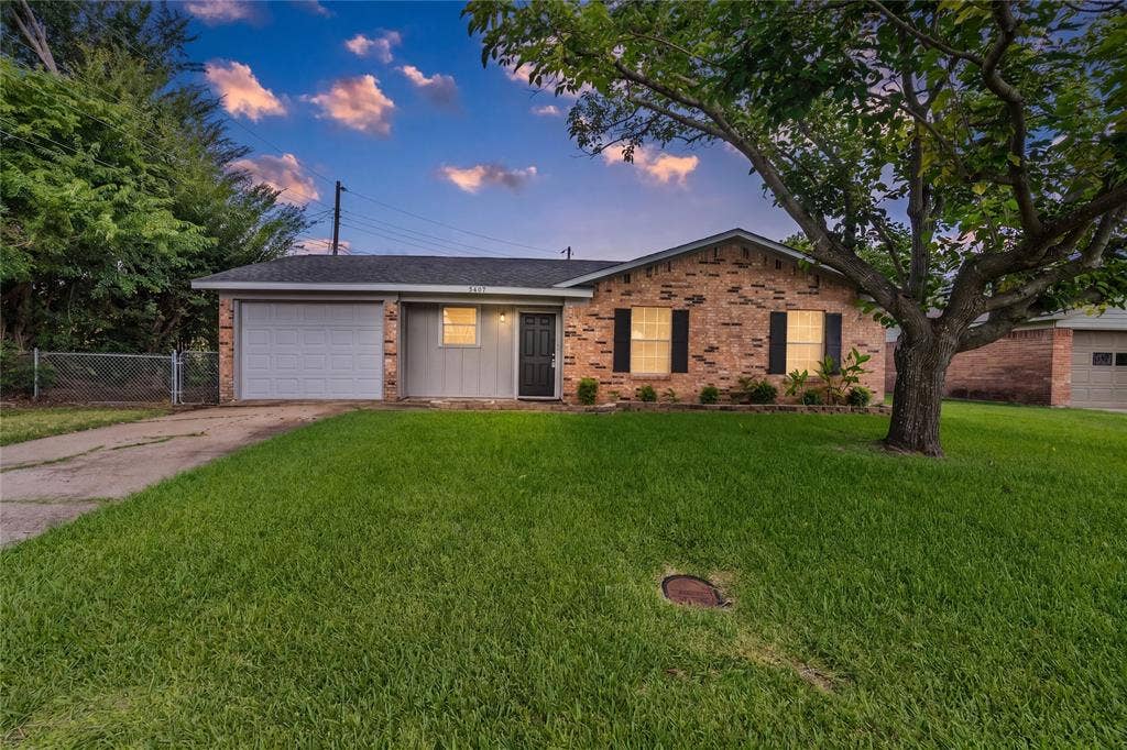 3407 Highmeadow Lane, Greenville, TX 75402 Front house