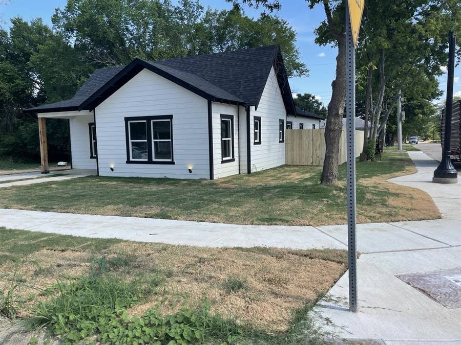 Property photo for 1302 E Humbolt Street, Fort Worth, TX
