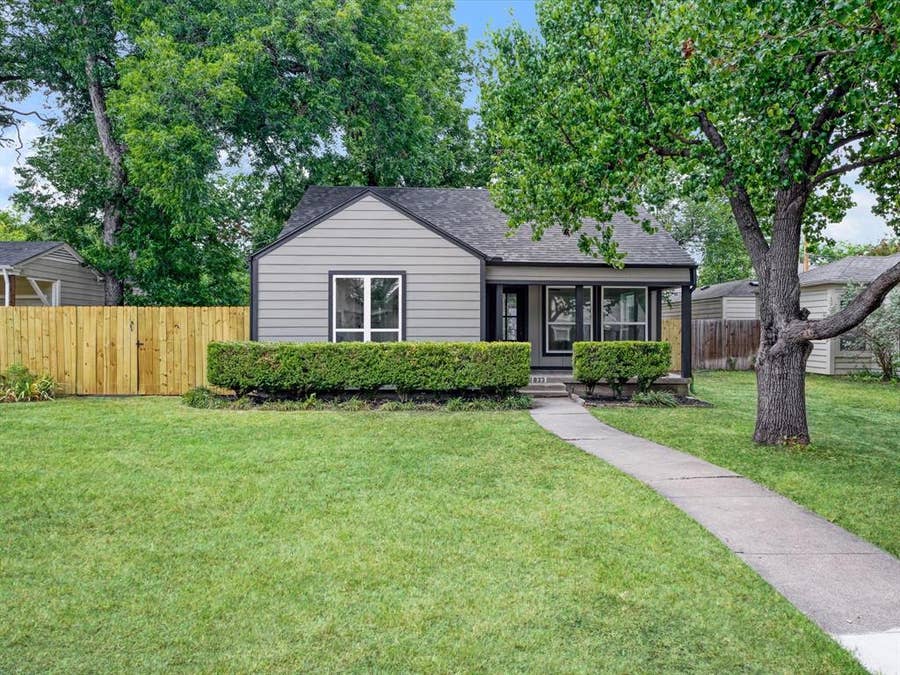 Property photo for 833 Springbrook Drive, Fort Worth, TX