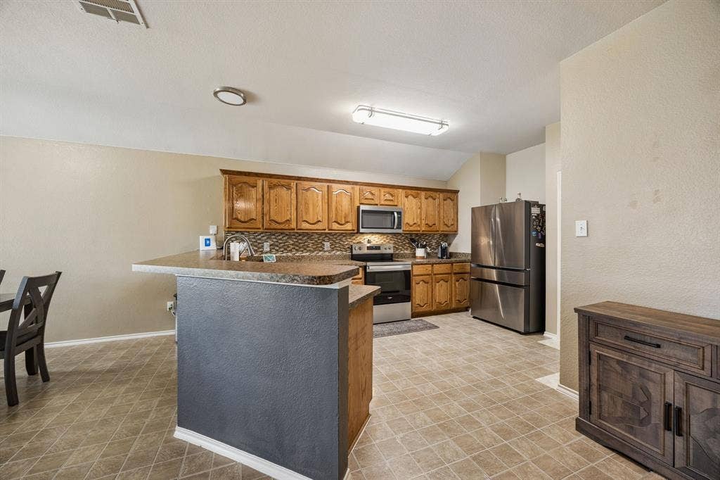 3216 Overstreet Lane, Royse City, TX 75189 3216 Overstreet Lane, Royse City, TX 75189