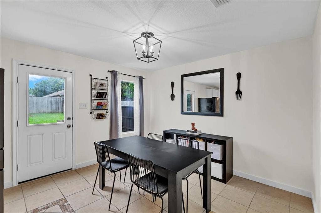 1110 Caroline Drive, Princeton, TX 75407 1110 Caroline Drive, Princeton, TX 75407