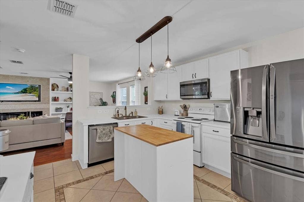 1110 Caroline Drive, Princeton, TX 75407 1110 Caroline Drive, Princeton, TX 75407