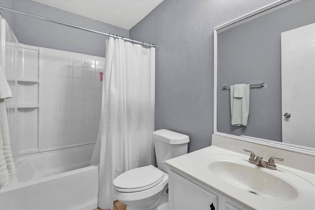 1110 Caroline Drive, Princeton, TX 75407 1110 Caroline Drive, Princeton, TX 75407